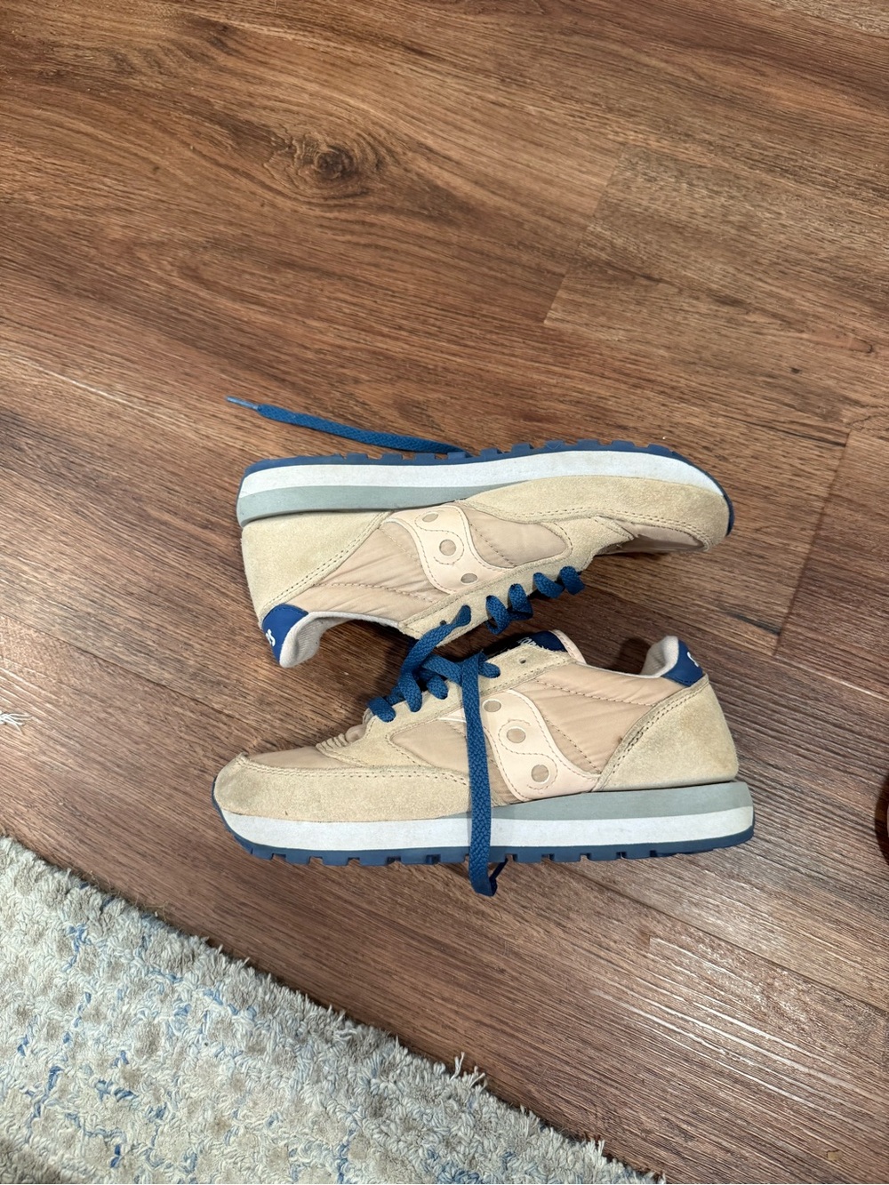 Saucony Beige and Navy Low-Top Sneakers